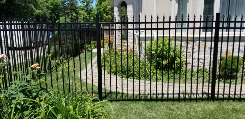 aluminum fence toronto