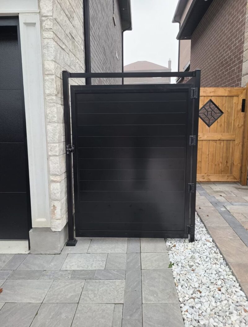 aluminum privacy gate canada