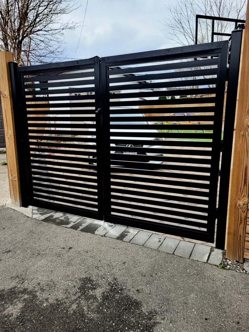 aluminum car gate